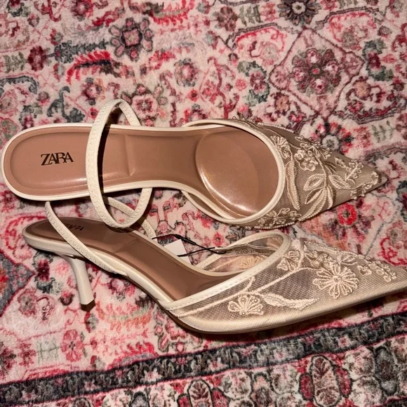 Zara Beige Floral Embroidered Kitten Heels - Picture 5 of 5